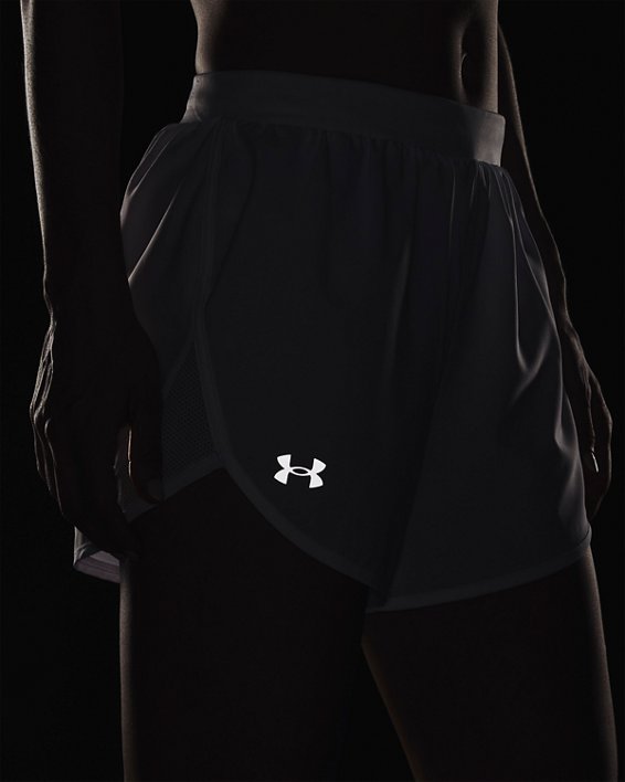 Shorts UA Fly-By Elite 7,6 cm (3 po) pour femmes, White, pdpMainDesktop image number 5